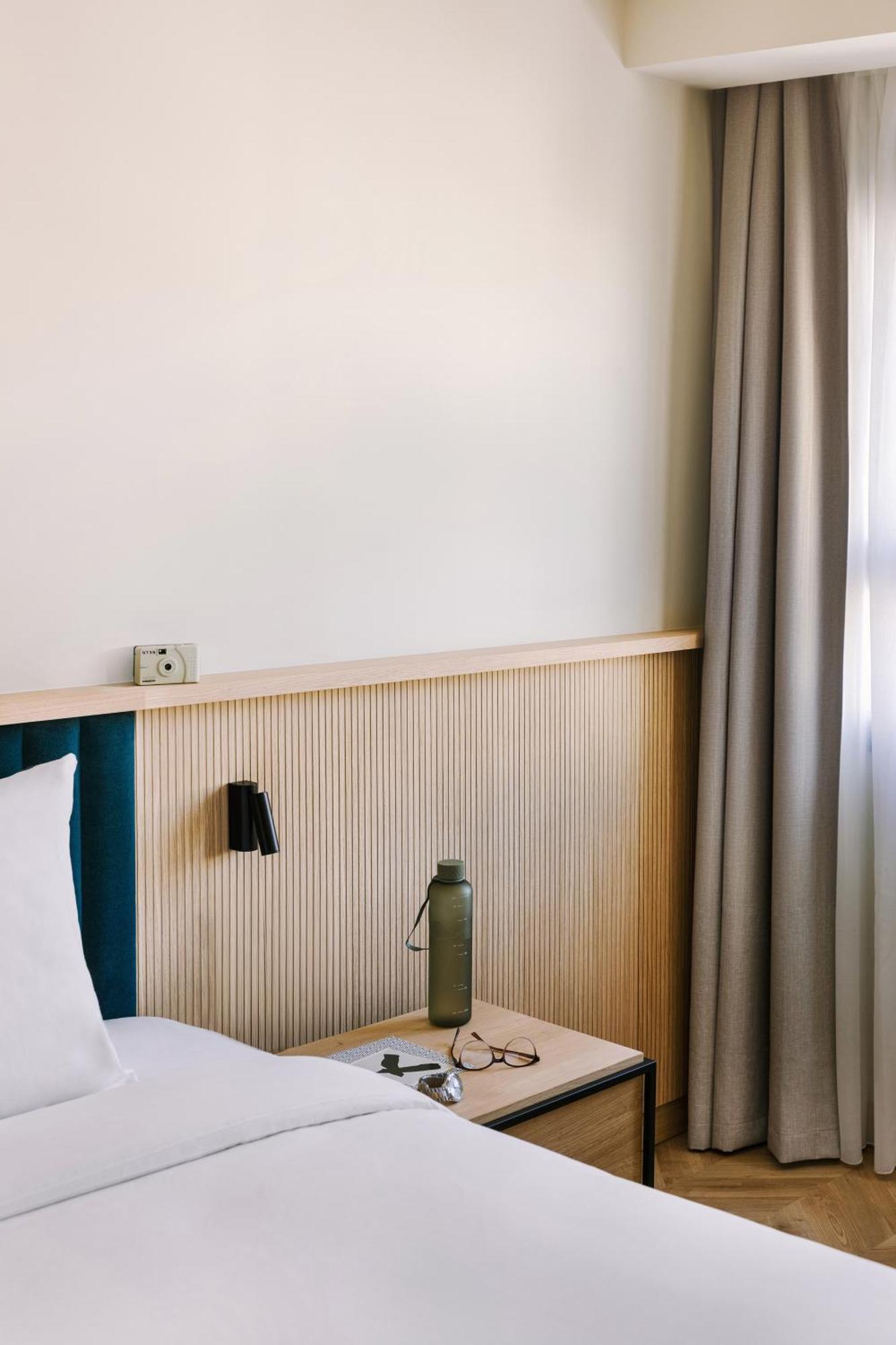 Sonder Sofia Aparthotel Madrid Room photo