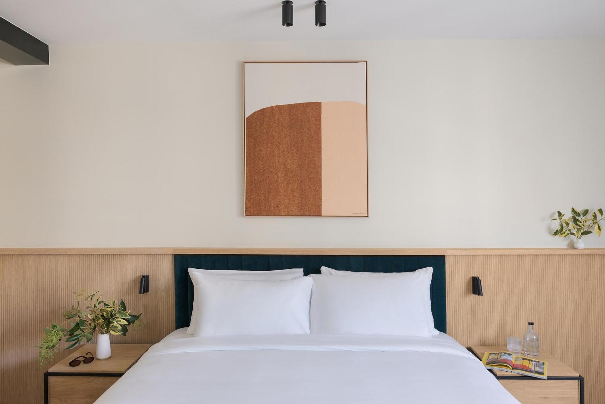 Sonder Sofia Aparthotel Madrid Room photo